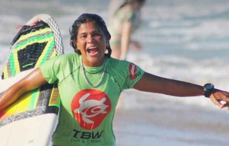 Campeona De Surf Pierde La Vida A Los A Os Tras Ser Alcanzada Por Un