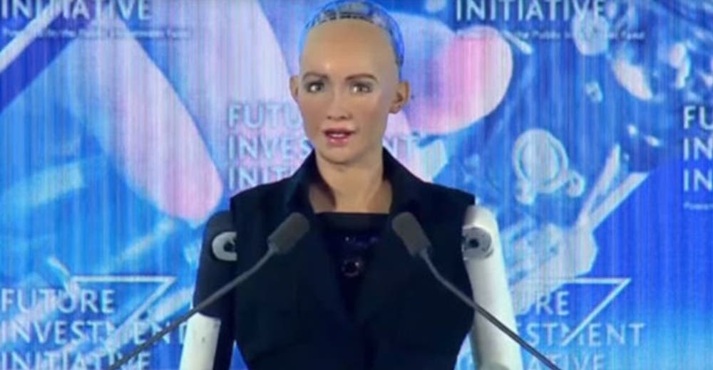 PolÉmica Sophia Un Robot Que Tiene Más Derechos Que Las Mujeres En