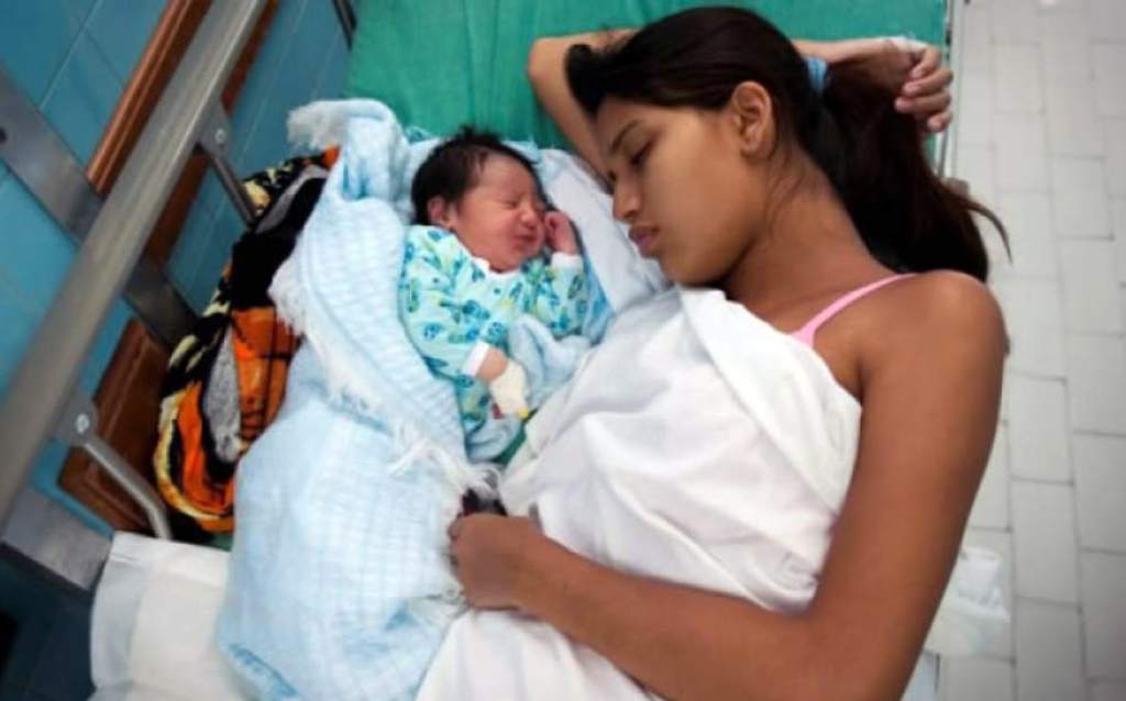 Estremecedoras Imágenes Que Muestran La Dura Realidad Del Embarazo Precoz En Latinoamérica 4234