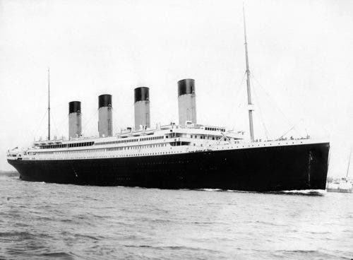 Un Ni O Autista Construye La M S Grande R Plica Del Titanic En El Mundo S Lo Con Piezas De Lego