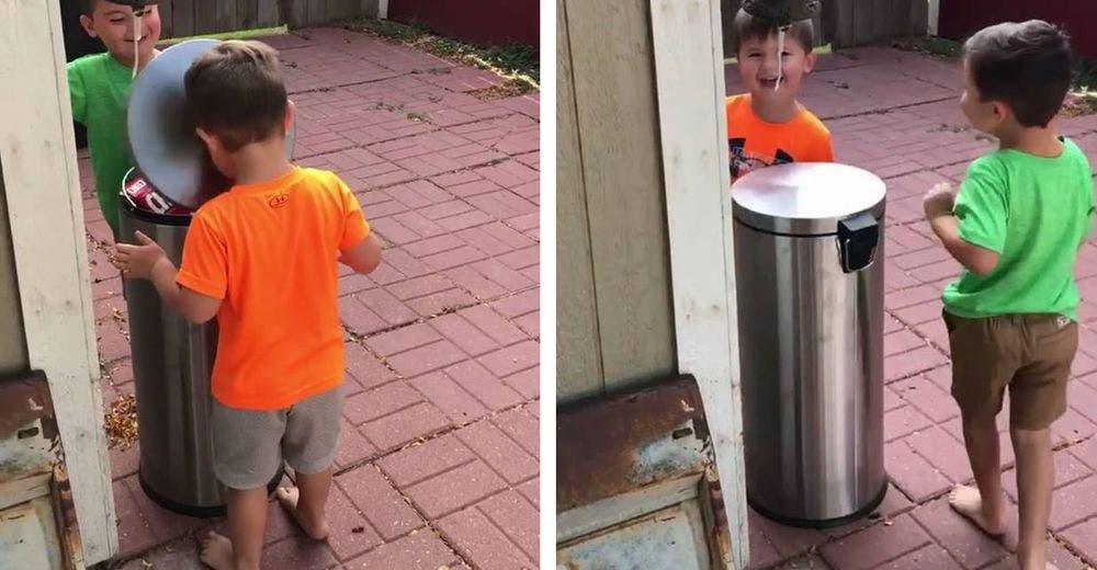 El vídeo viral de 2 niños jugando revela por qué las mujeres viven más que los hombres