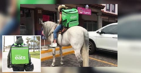 Montada a caballo, una repartidora de comida lleva pedidos durante la cuarentena y se hace viral