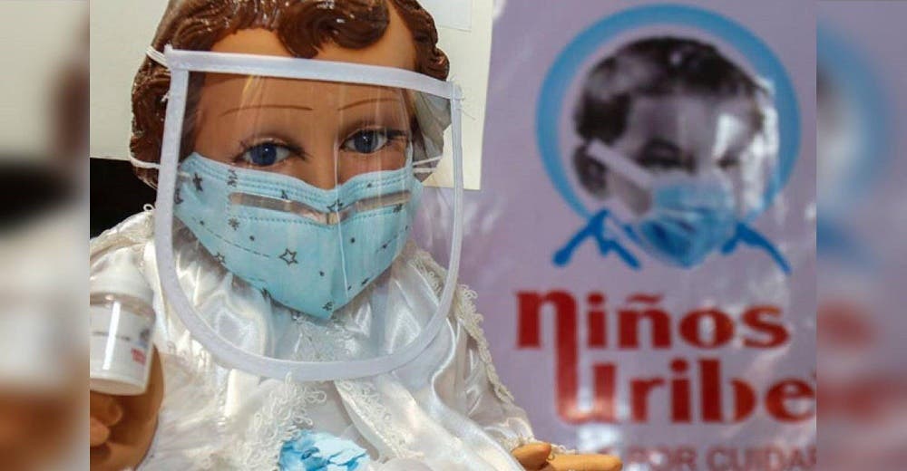 Venden imágenes del niño Jesús con mascarilla causando indignación en los feligreses