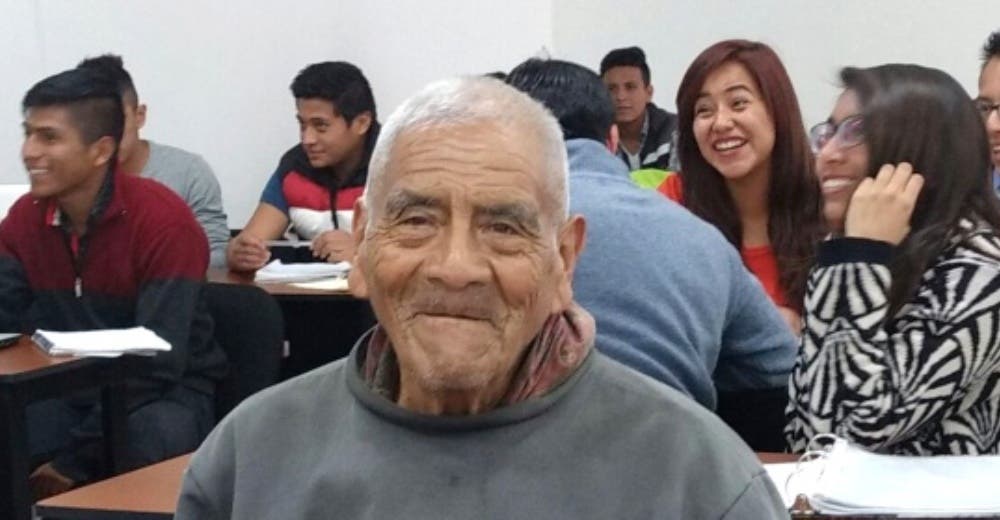 A los 84 años se gradúa de ingeniero y planea seguir estudiando – «El quiere, puede»