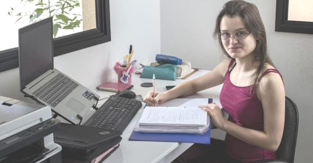 «Solo quiero estudiar» – Lucha porque le permitan ejercer su derecho de asistir a la escuela